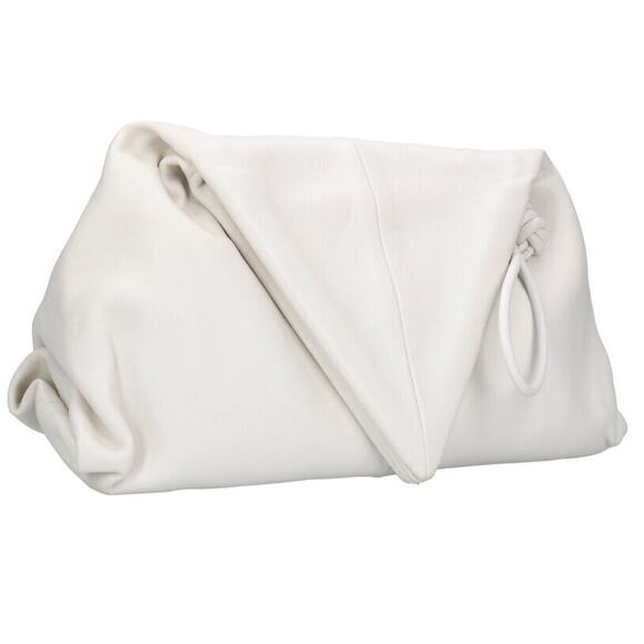 Bottega Veneta Trine Triangle Clutch in White Leather | Daniel Lee Era - Picture 1 of 7